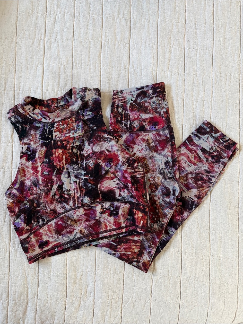LuluLemon Abstract Print Sports Bra & Legging Set